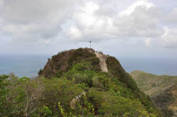 Chegando ao Morro do Pico, o ponto mais alto de Providencia, ilha colombiana no Caribe
